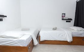 Gili Sands Hotel & Bar